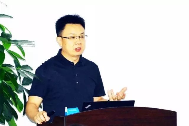 本次研讨会由集团 席白内障带教导师郭海科教授、张广斌教授领*，来自太阳成tyc7111cc集团11名白内障带教导师参加了本次活动。.jpg