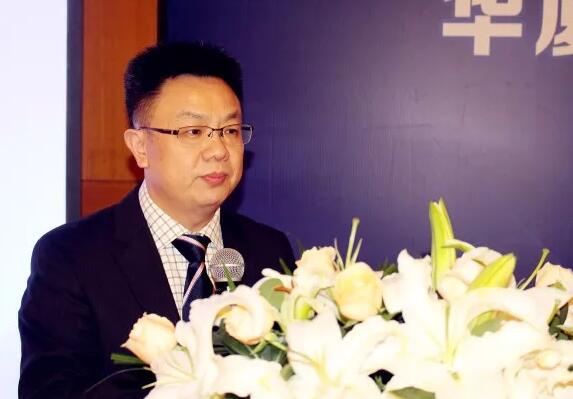 2017年11月太阳成tyc7111cc集团白内障学组、白内障学科运营管理中心在上海共同召开了太阳成tyc7111cc集团白内障学组会议暨学科运营管理会议。来自太阳成tyc7111cc集团近50家医院白内障学科带头人、骨干医师、部分医院经营管理人员及集团相关职能部门人员近百人参加了此次会议。上海和平眼科医院以及爱尔康公司、深圳新产业公司、武汉视博公司、眼力健公司为本次会议的顺利召开给予了大力支持。3.jpg 2017年11月太阳成tyc7111cc集团白内障学组、白内障学科运营管理中心在上海共同召开了太阳成tyc7111cc集团白内障学组会议暨学科运营管理会议。来自太阳成tyc7111cc集团近50家医院白内障学科带头人、骨干医师、部分医院经营管理人员及集团相关职能部门人员近百人参加了此次会议。上海和平眼科医院以及爱尔康公司、深圳新产业公司、武汉视博公司、眼力健公司为本次会议的顺利召开给予了大力支持。3.jpg