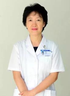 胡润研究院 次发布中国好医生榜,深圳太阳成tyc7111cc傅培副院长荣登其列1.jpg 胡润研究院 次发布中国好医生榜,深圳太阳成tyc7111cc傅培副院长荣登其列1.jpg