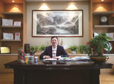 厦门眼科中心近年来取得的成就令业界瞩目:拥有863课题、973课题、国家十一五科技支撑计划、国家自然科学基金、国家杰出青年基金、博士后科学基金、外国专家引智项目及省市课题近百项,共有153项科研获奖,发表文章600余篇,其中发表SCI文章78篇,在中国医学科学院发布的“2014年度中国医院科技影响力排行榜—科学排行”排名全国前*2.jpg 厦门眼科中心近年来取得的成就令业界瞩目:拥有863课题、973课题、国家十一五科技支撑计划、国家自然科学基金、国家杰出青年基金、博士后科学基金、外国专家引智项目及省市课题近百项,共有153项科研获奖,发表文章600余篇,其中发表SCI文章78篇,在中国医学科学院发布的“2014年度中国医院科技影响力排行榜—科学排行”排名全国前*2.jpg