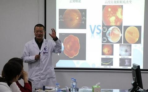 3月21日，深圳太阳成tyc7111cc组织深圳各大社区及视光服务机构，开展“ 一届眼视光知识交流培训会”。培训会旨在减少广大市民朋友们因眼健康医治而走弯路的问题。依托深圳太阳成tyc7111cc专科优势和医师优势，不断加强视光行业互相紧密合作的关系，提* 知识水平5.jpg