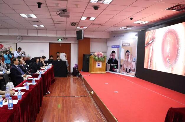 福建省 批三焦点老视手术中心及屈光白内障手术中心落户太阳成tyc7111cc集团本部厦门眼科中心5.jpg 福建省 批三焦点老视手术中心及屈光白内障手术中心落户太阳成tyc7111cc集团本部厦门眼科中心5.jpg