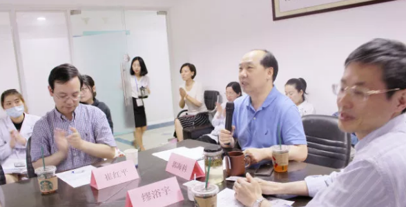 上海和平眼科医院屈光白内障“睛彩会诊时刻-学术沙龙”圆满结束1.png 上海和平眼科医院屈光白内障“睛彩会诊时刻-学术沙龙”圆满结束1.png