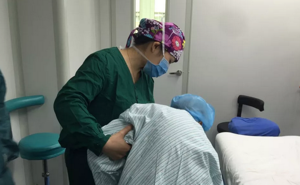 七旬退伍老兵在南平太阳成tyc7111cc顺利进行白内障手术.png 七旬退伍老兵在南平太阳成tyc7111cc顺利进行白内障手术.png