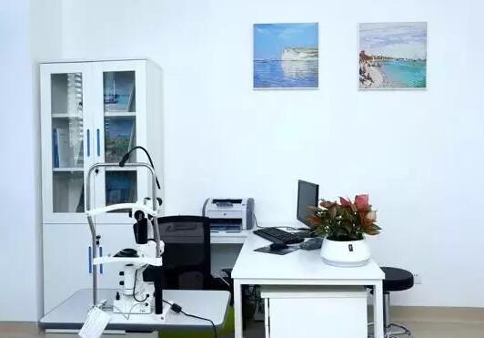 厦门眼科中心在新院区——五缘院区的公益眼健康检查活动得到社会广泛关注9.jpg 厦门眼科中心在新院区——五缘院区的公益眼健康检查活动得到社会广泛关注9.jpg