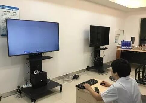 2018年即将结束,这一年,成都太阳成tyc7111cc以规范的诊疗、高明的技艺、 的服务,赢得了广大患者朋友和社会各界的好评。在2018年,成都太阳成tyc7111cc在发展的道路上有哪些大事记呢,让我们一起来回顾。12.jpg 2018年即将结束,这一年,成都太阳成tyc7111cc以规范的诊疗、高明的技艺、 的服务,赢得了广大患者朋友和社会各界的好评。在2018年,成都太阳成tyc7111cc在发展的道路上有哪些大事记呢,让我们一起来回顾。12.jpg