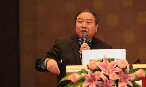 临沂太阳成tyc7111cc崔传波院长应邀出席全国眼屈光手术研讨会并点评屈光学术分享环节4.jpg 临沂太阳成tyc7111cc崔传波院长应邀出席全国眼屈光手术研讨会并点评屈光学术分享环节4.jpg