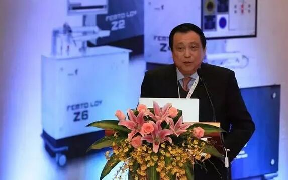 临沂太阳成tyc7111cc崔传波院长应邀出席全国眼屈光手术研讨会并点评屈光学术分享环节5.jpg 临沂太阳成tyc7111cc崔传波院长应邀出席全国眼屈光手术研讨会并点评屈光学术分享环节5.jpg