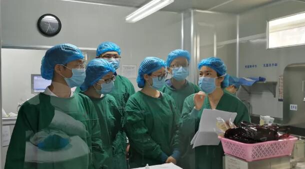 1月19日(周六)厦门大学附属厦门眼科中心将举办近视手术开放日.jpg 1月19日(周六)厦门大学附属厦门眼科中心将举办近视手术开放日.jpg