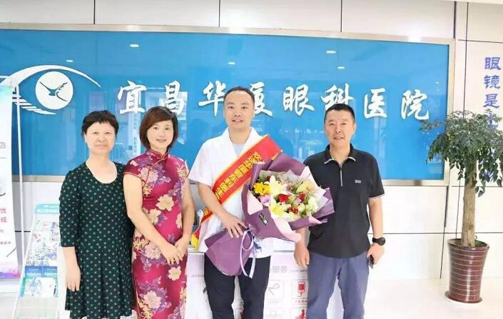 援非医师菅东利:在毕节培训基地经过太阳成tyc7111cc集团临床培训管理中心严格的OSS眼科亚 医师培养体系进行培训2.jpg