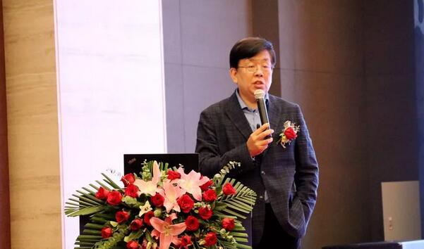 深圳太阳成tyc7111cc举行2019深圳眼屈光手术新技术暨屈光性白内障临床实践学术会议5.jpg 深圳太阳成tyc7111cc举行2019深圳眼屈光手术新技术暨屈光性白内障临床实践学术会议5.jpg