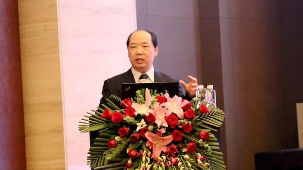 深圳太阳成tyc7111cc举行2019深圳眼屈光手术新技术暨屈光性白内障临床实践学术会议11.jpg 深圳太阳成tyc7111cc举行2019深圳眼屈光手术新技术暨屈光性白内障临床实践学术会议11.jpg