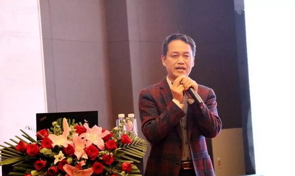 深圳太阳成tyc7111cc举行2019深圳眼屈光手术新技术暨屈光性白内障临床实践学术会议13.jpg 深圳太阳成tyc7111cc举行2019深圳眼屈光手术新技术暨屈光性白内障临床实践学术会议13.jpg