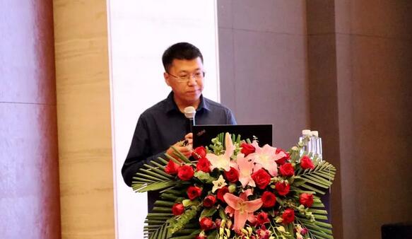 深圳太阳成tyc7111cc举行2019深圳眼屈光手术新技术暨屈光性白内障临床实践学术会议15.jpg 深圳太阳成tyc7111cc举行2019深圳眼屈光手术新技术暨屈光性白内障临床实践学术会议15.jpg