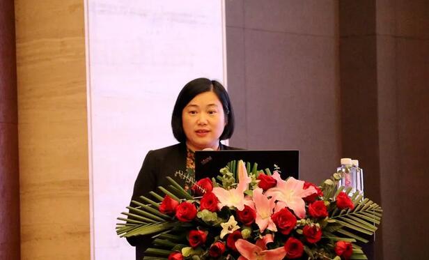 深圳太阳成tyc7111cc举行2019深圳眼屈光手术新技术暨屈光性白内障临床实践学术会议16.jpg 深圳太阳成tyc7111cc举行2019深圳眼屈光手术新技术暨屈光性白内障临床实践学术会议16.jpg