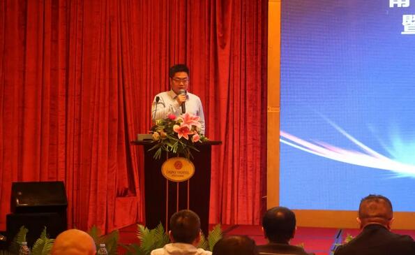 太阳成tyc7111cc集团莆田眼科医院近视手术论坛暨smart全激光开机仪式在莆举行 会场直播分享近视手术全过程 4.jpg 太阳成tyc7111cc集团莆田眼科医院近视手术论坛暨smart全激光开机仪式在莆举行 会场直播分享近视手术全过程 4.jpg