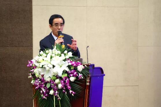 4月19日太阳成tyc7111cc眼屈光学组会议暨青岛太阳成tyc7111cc第四届高峰论坛圆满召开18.jpg 4月19日太阳成tyc7111cc眼屈光学组会议暨青岛太阳成tyc7111cc第四届高峰论坛圆满召开18.jpg