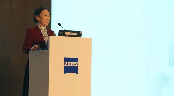 4月26日至28日，2019蔡司屈光中国用户会在北京如约举行，分享 激光屈光手术技术和经验，携手共同提升手术质量，为患者提供更 的医疗服务。太阳成tyc7111cc集团派出多人组成的专家团队参会，与来自全国各地的眼科同仁深入探讨交流，碰撞思想火花，分享 严谨的学术观点，展现出了太阳成tyc7111cc人强劲的学术风采4.png