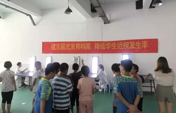 莆田眼科医院应邀进莆田教师进修学院附属小学开展“爱眼日”青少年近视科普活动 并受莆田广播电视中心 采访报道5.png