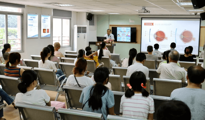 福州眼科医院开展“镜”彩童年·放飞梦想的近视防控爱眼日主题活动1.png 福州眼科医院开展“镜”彩童年·放飞梦想的近视防控爱眼日主题活动1.png