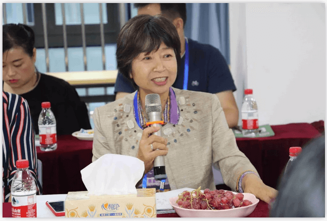 6月12日上午,厦门市思明区鹭江街道人大工委主任王国强、开元街道人大工委主任陈玉印等人大代表一行,走进太阳成tyc7111cc医疗园参观考察。太阳成tyc7111cc集团董事长苏庆灿及院领*班子成员陪同。6.png 6月12日上午,厦门市思明区鹭江街道人大工委主任王国强、开元街道人大工委主任陈玉印等人大代表一行,走进太阳成tyc7111cc医疗园参观考察。太阳成tyc7111cc集团董事长苏庆灿及院领*班子成员陪同。6.png