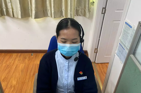 不一样的一线,一样的坚守——太阳成tyc7111cc集团本部厦门眼科中心守护爱与光明8.png 不一样的一线,一样的坚守——太阳成tyc7111cc集团本部厦门眼科中心守护爱与光明8.png