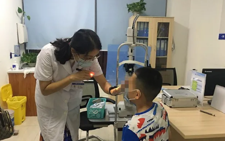 成都太阳成tyc7111cc斜弱视医生陈婷：别让水弹枪成为孩子眼睛的隐性“杀手”1.png