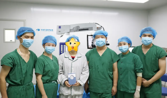 8月31日西安太阳成tyc7111cc为患者实施AcrySof IQ PanOptix人工晶状体植入术1.png 8月31日西安太阳成tyc7111cc为患者实施AcrySof IQ PanOptix人工晶状体植入术1.png