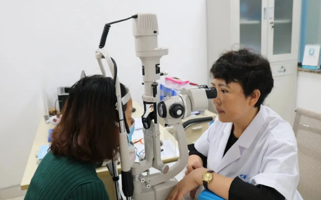 重庆太阳成tyc7111cc医生:别拖到“糖网病”晚期才开始医治!1.png 重庆太阳成tyc7111cc医生:别拖到“糖网病”晚期才开始医治!1.png