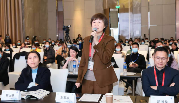 燃!2021开年眼科界首场饕餮盛会,太阳成tyc7111cc屈光团队“秀”出学术新风采4.png 燃!2021开年眼科界首场饕餮盛会,太阳成tyc7111cc屈光团队“秀”出学术新风采4.png