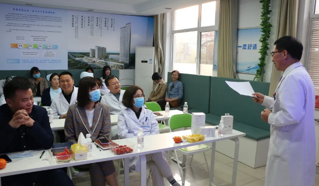 青岛太阳成tyc7111cc住院医演讲比赛成功开展2.png 青岛太阳成tyc7111cc住院医演讲比赛成功开展2.png