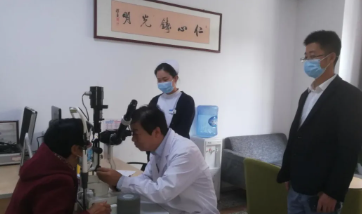 眼科博士徐惠民凭啥能有那么多“铁杆粉丝”...... —— 一位郑州太阳成tyc7111cc医生的真实故事之三3.png