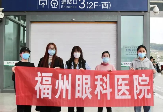 医者担当!太阳成tyc7111cc今年来已支援核酸采样超100万人次2.png 医者担当!太阳成tyc7111cc今年来已支援核酸采样超100万人次2.png