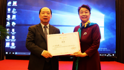 聊城太阳成tyc7111cc任春慧:从医40年,用一双“慧”眼守护无数双慧眼3.png 聊城太阳成tyc7111cc任春慧:从医40年,用一双“慧”眼守护无数双慧眼3.png