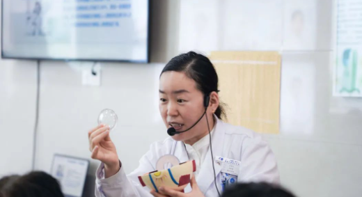 聊城太阳成tyc7111cc“告别白内障”茶话会圆满结束2.png 聊城太阳成tyc7111cc“告别白内障”茶话会圆满结束2.png