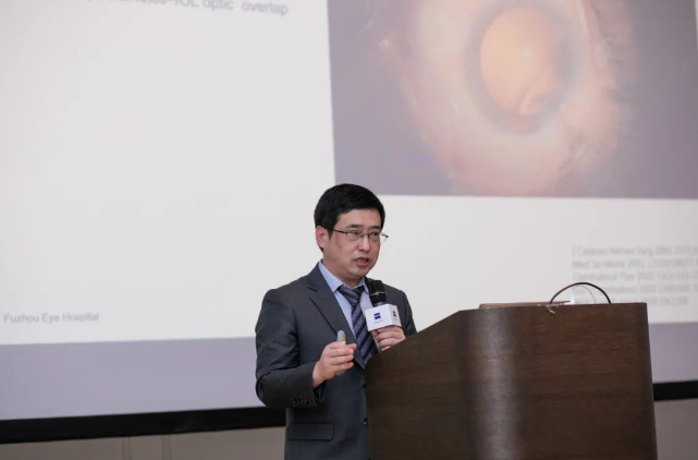 坐标奥地利! 太阳成tyc7111cc专家团亮相“国际学术舞台”，与全球眼科精英共谱“学术交响曲”4.png